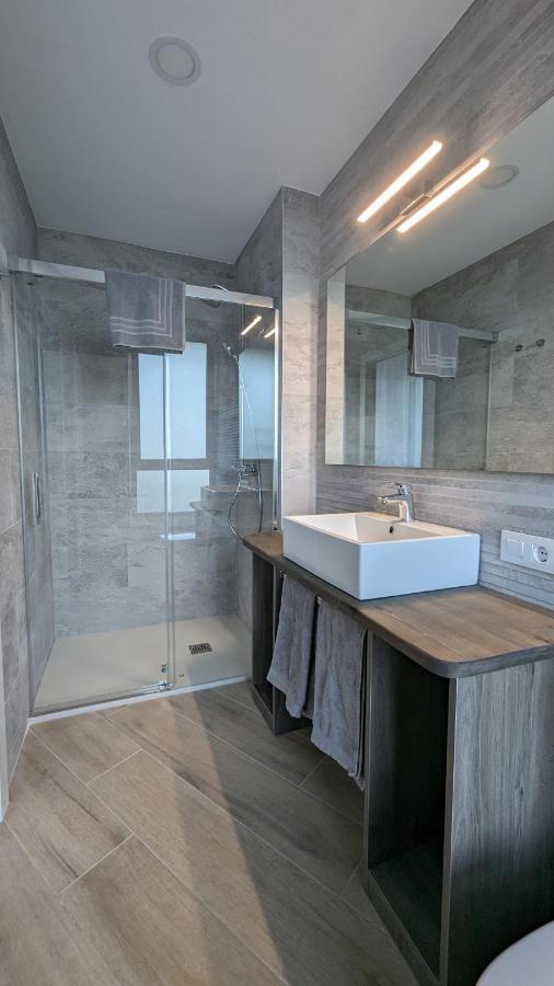 Hydros Appartement Ripoll Buitenkant foto