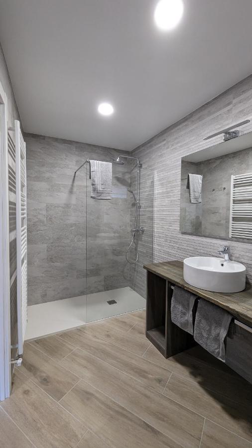 Hydros Appartement Ripoll Buitenkant foto