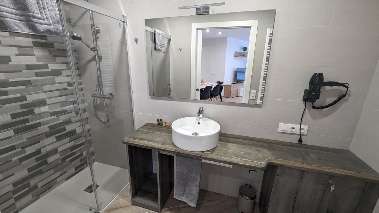 Hydros Appartement Ripoll Buitenkant foto