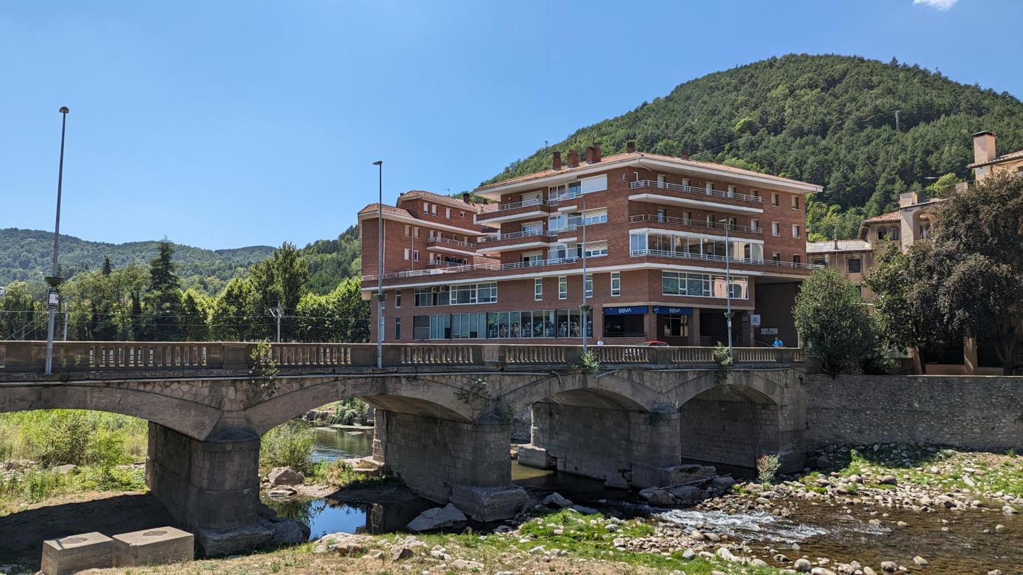 Hydros Appartement Ripoll Buitenkant foto